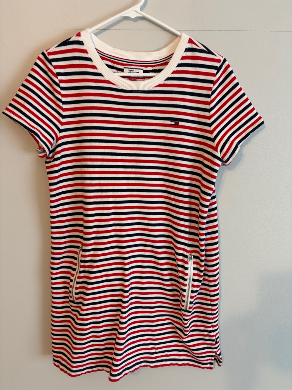 Tommy Hilfiger Red, White & Navy Striped Tee Dress. 💯 cotton. Med. Pockets.